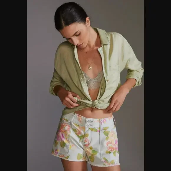 NWT Anthropologie Pilcro Wanderer Low-Rise Shorts - 28 Waist - Picture 5 of 8